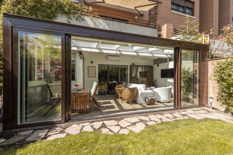 Sunroom Glass Repair in Austin, TX